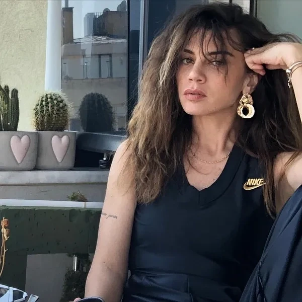 Gökçe Bahadırdan 20 il ETİRAFI- FOTO