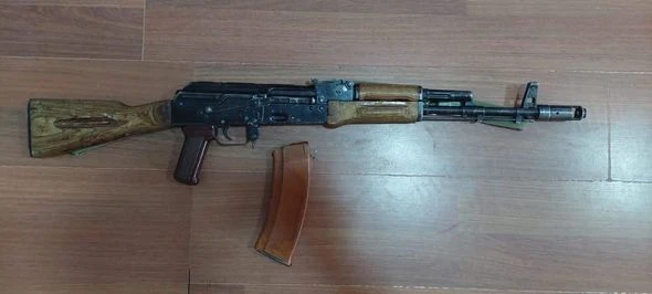Beyləqanda saxlanılanlardan narkotik və avtomat aşkarlanıb - FOTO