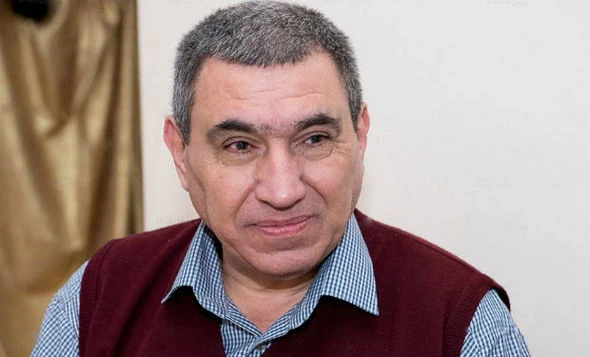 Prezidentin təltif etdiyi mədəniyyət və incəsənət xadimləri DANIŞDILAR - FOTO