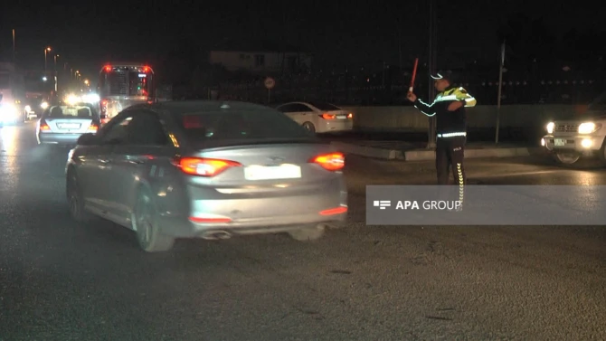 Bakıda zəncirvari ağır yol qəzası baş verib, xəsarət alan var - FOTO