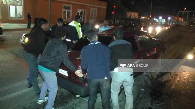 Bakıda zəncirvari ağır yol qəzası baş verib, xəsarət alan var - FOTO