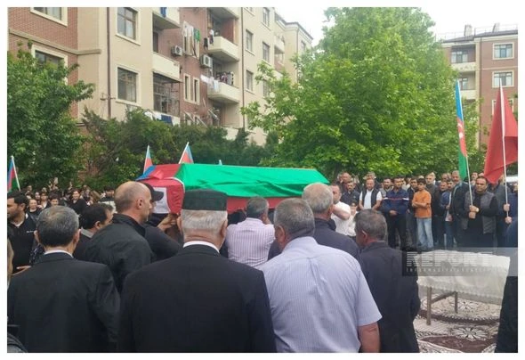 Bərdədə Birinci Qarabağ müharibəsinin şəhidi ilə vida mərasimi keçirilib - FOTO