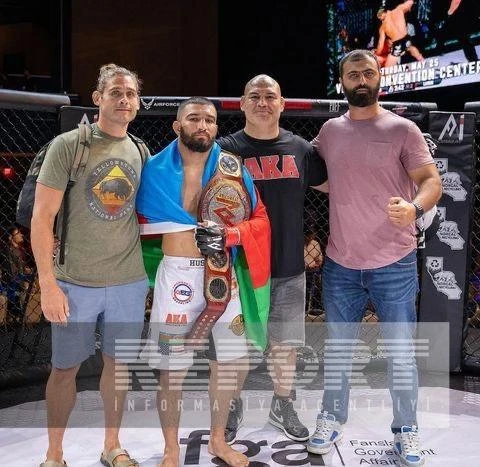 Азербайджанский боец ММА завоевал чемпионский пояс на турнире в США - ФОТО Азербайджанский боец ММА завоевал чемпионский пояс на турнире в США - ФОТО