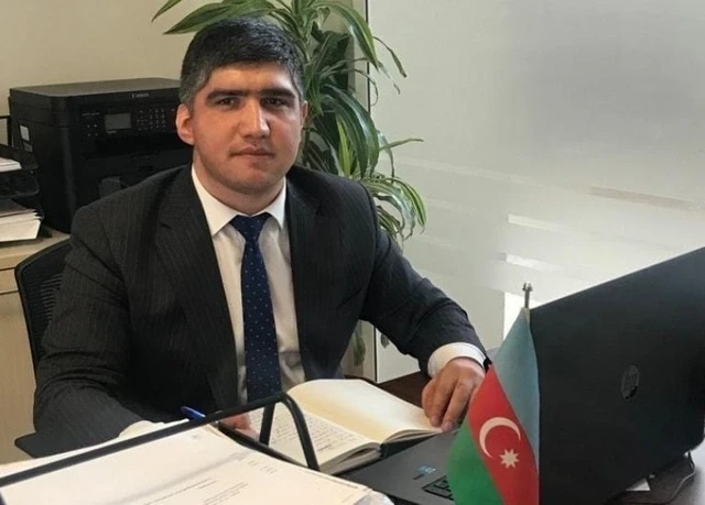 Nazir özünə yeni köməkçi təyin etdi - FOTO