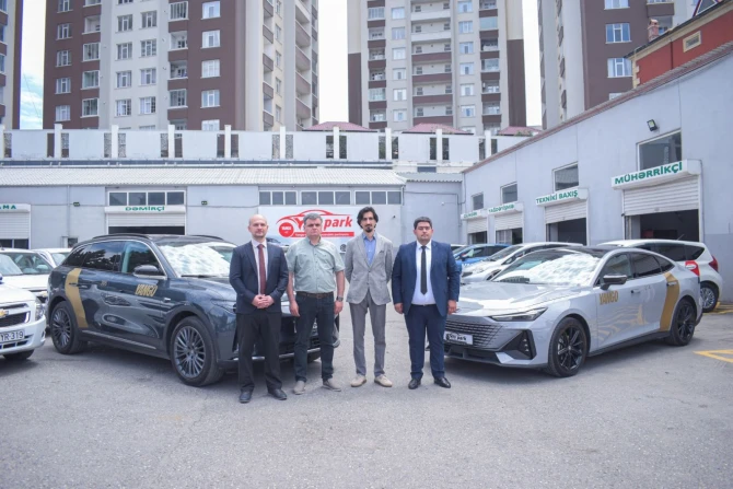 Bakıda “Yango” şirkətinin tərəfdaşı olan və yeni avtomobillərə malik taksi parkı açılıb - FOTO