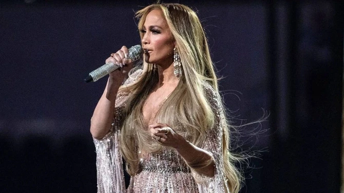 Cennifer Lopezin konsertləri ləğv edildi - SƏBƏB... - FOTO