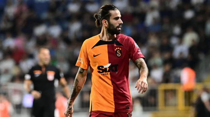 Arda Turan klubuna ilk transferi 