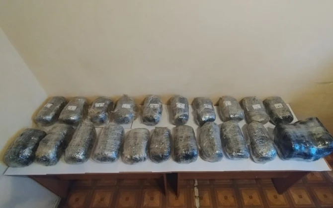 İrandan Azərbaycana 28 kilo narkotik keçirmək istədilər - FOTO
