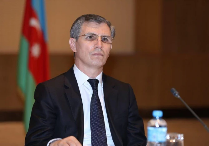 Azərbaycanda hansı deputatlar ictimai nəqliyyatdan istifadə edirlər? - SORĞU Azərbaycanda hansı deputatlar ictimai nəqliyyatdan istifadə edirlər? - SORĞU
