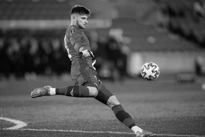 26 yaşlı futbolçu dünyasını dəyişdi - FOTO