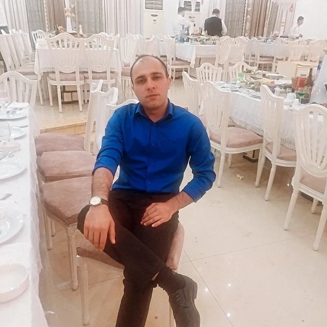 Münasibətdə olduğu qadını qısqandığı üçün məhkəmə işçisini bıçaqladı - FOTO