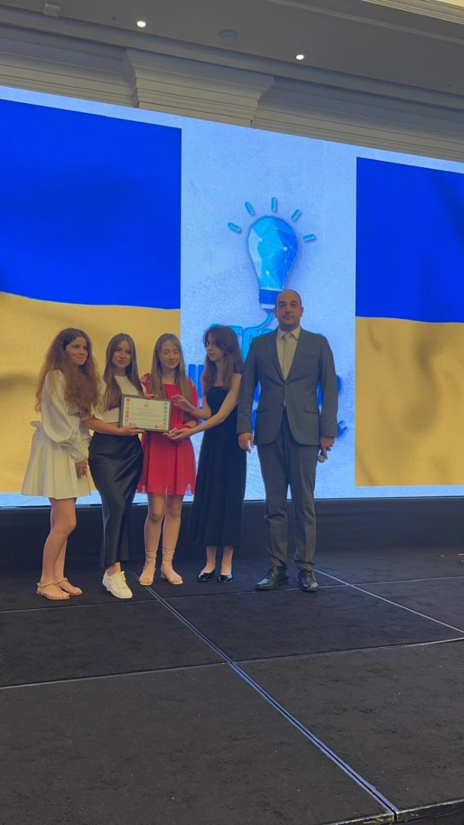 Студенты Miniboss Business School Baku победили в чемпионате мира по стартапам - ФОТО