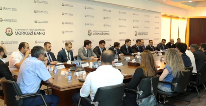 Azərbaycanda kibercinayətlərə qarşı yeni işçi qrupu yaradıldı - FOTO