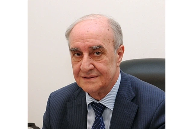 İlham Əliyev general-leytenantı təltif etdi - FOTO
