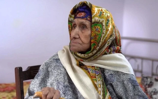 Azərbaycanda ən yaşlı seçicilər səs verəcəklər: Birinin 134, birinin 109 yaşı var - FOTO