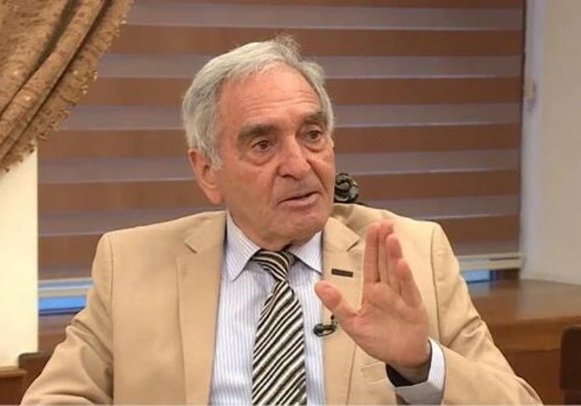 Sənət dostları Şahmar Ələkbərovu anırlar: 