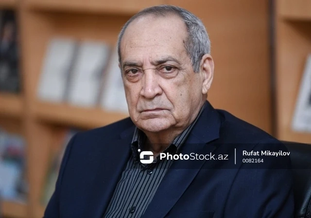 Sənət dostları Şahmar Ələkbərovu anırlar: 