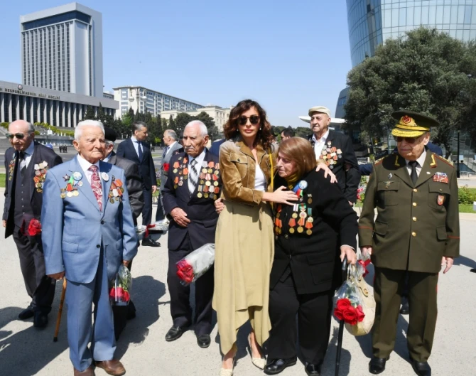 Mehriban Əliyeva - Azərbaycan humanizminin simvolu - FOTO