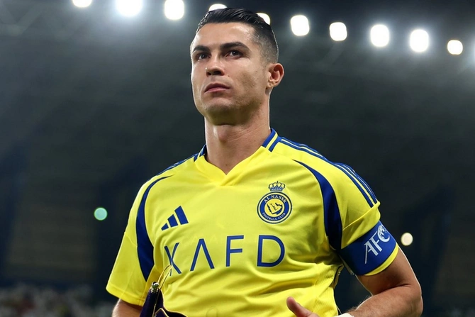 Dünya ulduzları instaqramda bir reklamı neçəyə paylaşırlar? - SİYAHI