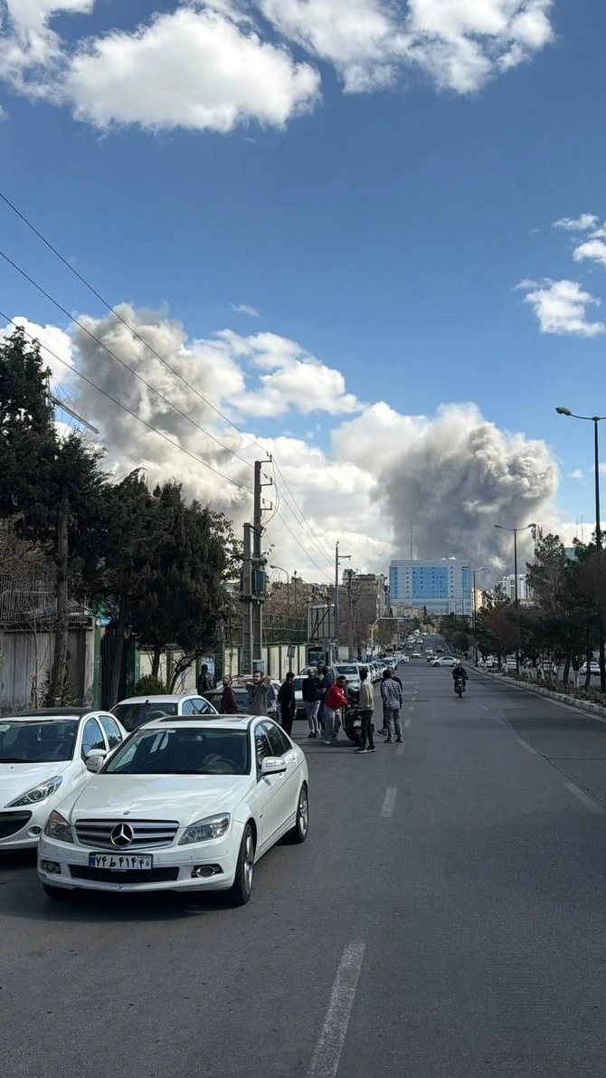 Tehran yenidən hücuma məruz qaldı: Partlayışlar baş verdi