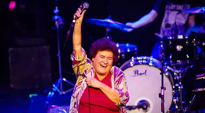 Həbs həyatı yaşayan türkiyəli məşhurlar - SİYAHI