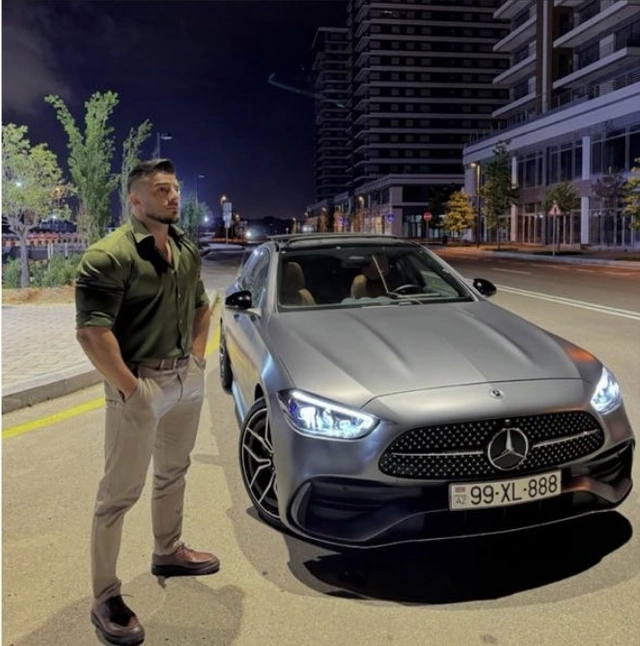 Keçmiş sevgilisindən tanınmış fitnesçiyə ittihamlar: Keçmiş sevgilisindən tanınmış fitnesçiyə ittihamlar: