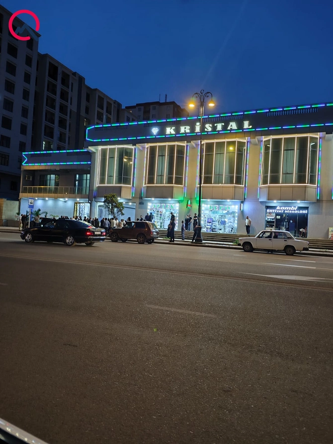 Gəncədə kütləvi dava - Yaralılar var