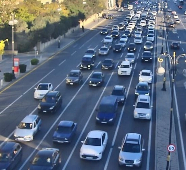 Bakının bu küçələrində sıxlıq var - SİYAHI Bakının bu küçələrində sıxlıq var - SİYAHI