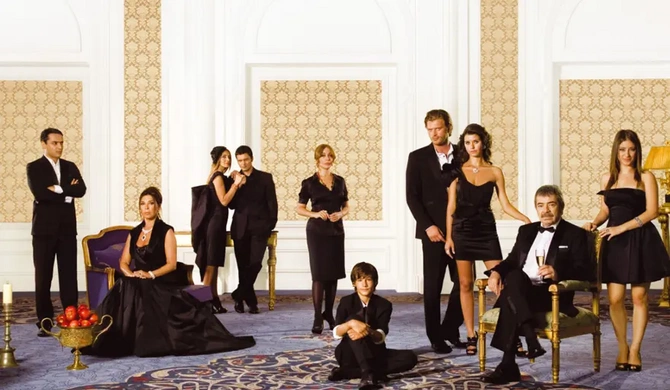 Son 25 ilin ən aktual TÜRK SERİALLARI - SİYAHI