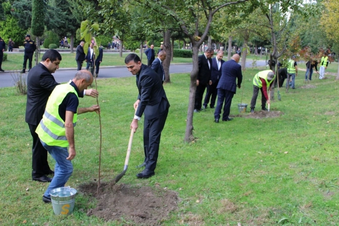 DTX tərəfindən saxlanılan icra başçısının son GÖRÜNTÜLƏRİ DTX tərəfindən saxlanılan icra başçısının son GÖRÜNTÜLƏRİ