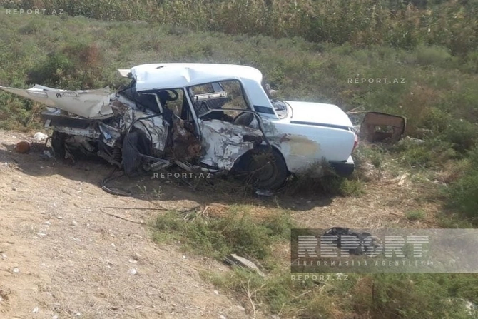 Biləsuvarda avtomobillər toqquşub, ölən və xəsarət alanlar var
