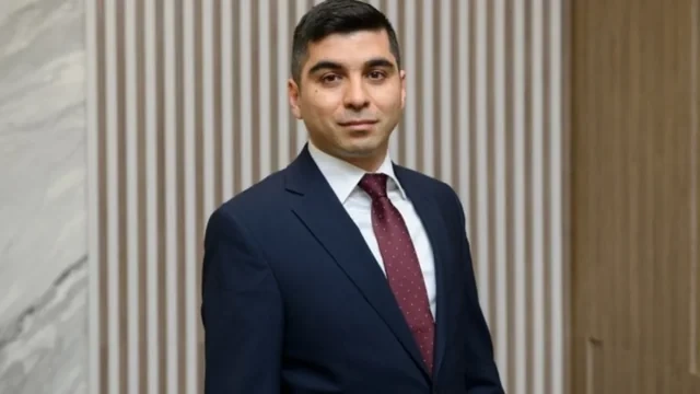 Daha yeddi dövlət qurumu tətbiqinin işi dayandırılacaq