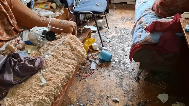 Müharibənin acı ironiyası: Evsiz qalan ailələr, ailəsiz qalan evlər