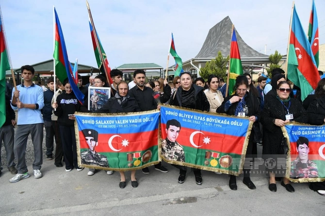 I Qarabağ müharibəsinin daha üç itkin-şəhidi dəfn olunub I Qarabağ müharibəsinin daha üç itkin-şəhidi dəfn olunub