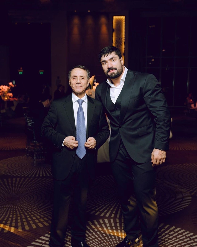 Qayınatası vitse-spiker, nazir, deputat, prokuror olan AZƏRBAYCANLI MƏŞHURLAR - SİYAHI