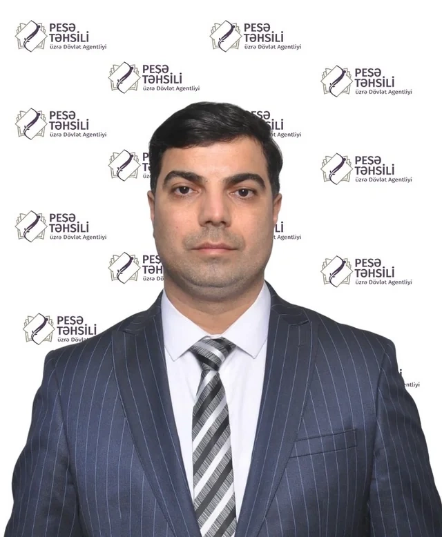 Azərbaycanda tələbə liseyə direktor təyin olundu