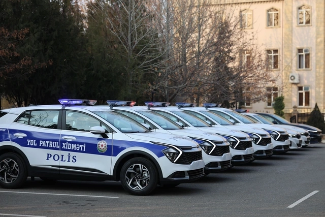 Нахчыванской полиции переданы новые автомобили