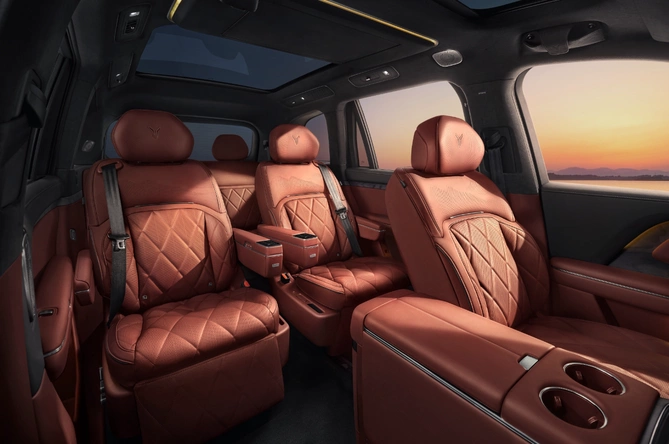 Встречайте, новый флагманский гибридный кроссовер