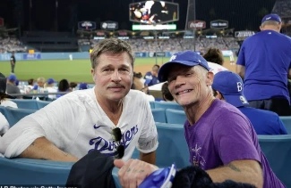 Brad Pitt surprised fans with a new look Brad Pitt surprised fans with a new look