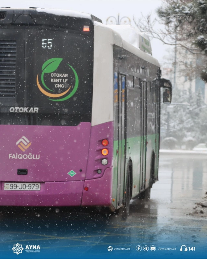 Qarlı hava şəraitində ictimai nəqliyyatın fasiləsizliyi təmin edilib