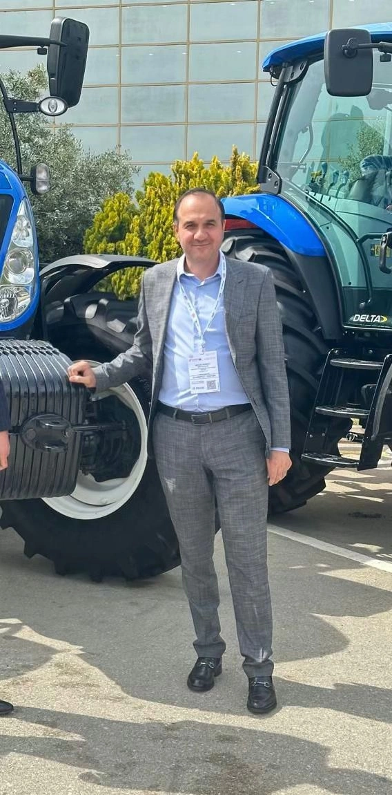 Nazir yüksək vəzifəyə direktor təyin edib