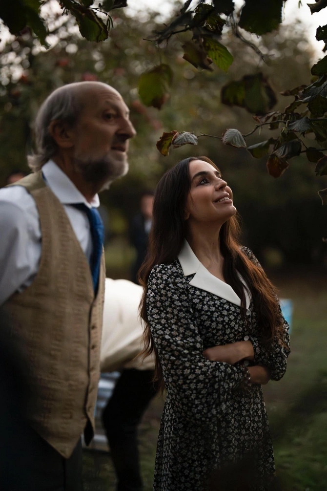 Leyla Əliyeva Qəbələdə "Gənc arıçı" layihəsinin iştirakçısı ilə görüşüb Leyla Əliyeva Qəbələdə "Gənc arıçı" layihəsinin iştirakçısı ilə görüşüb