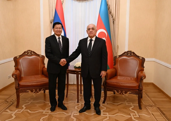 Əli Əsədov Laosun Prezidenti ilə ikitərəfli əməkdaşlığı müzakirə edib