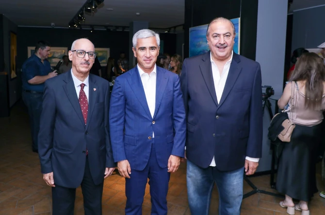 Leyla Əliyeva Bakıda Bəhreyn rəssamlarının əsərlərindən ibarət sərgidə iştirak edib