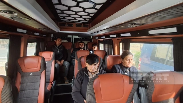 Ağdərənin Həsənriz kəndinə növbəti köç karvanı çatıb Ağdərənin Həsənriz kəndinə növbəti köç karvanı çatıb