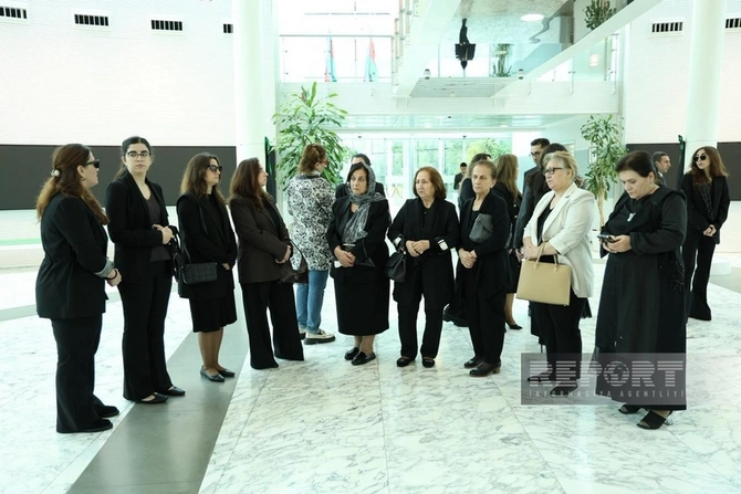 Xalq artisti Ramiz Quliyevlə vida mərasimi keçirilir Xalq artisti Ramiz Quliyevlə vida mərasimi keçirilir