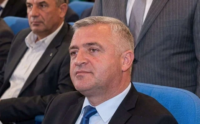 Evli qadını qaçıran sabiq şöbə müdirinə yeni cinayət işi açıldı