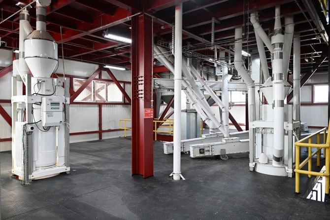 İlham Əliyev İmişlidə "Promalt" MMC-nin arpa emalı müəssisəsinin açılışını edib İlham Əliyev İmişlidə "Promalt" MMC-nin arpa emalı müəssisəsinin açılışını edib