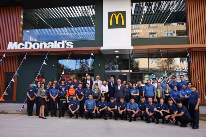 Xırdalanda ilk "McDonald's" restoranının açılışı olub Xırdalanda ilk "McDonald's" restoranının açılışı olub