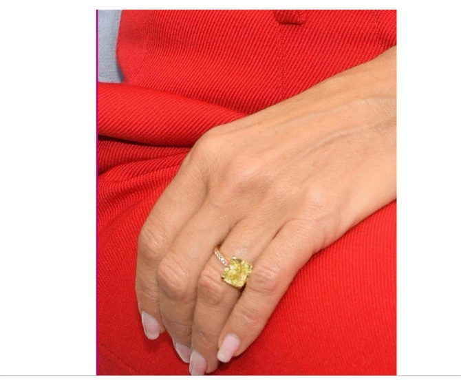 Viktoriya Bekhemin 35 milyon dollarlıq 15 NİŞAN &Uuml;Z&Uuml;Y&Uuml; - SİYAHI